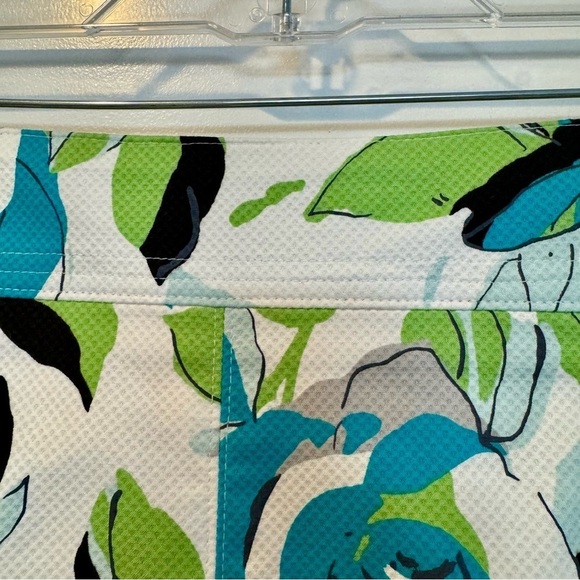 Amanda Smith Blue Green Floral on White A line Summer skirt 14 Knee length - Picture 4 of 7